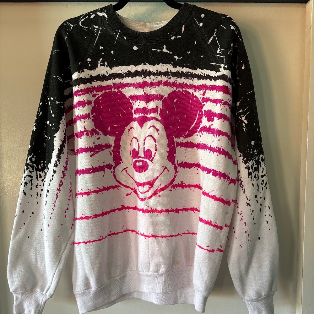 Vintage 1980s black and pink Mickey Mouse sweatshirt